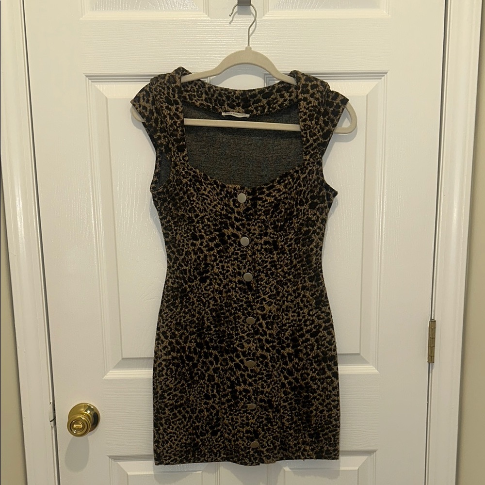 Leopard Print Sleeveless Dress